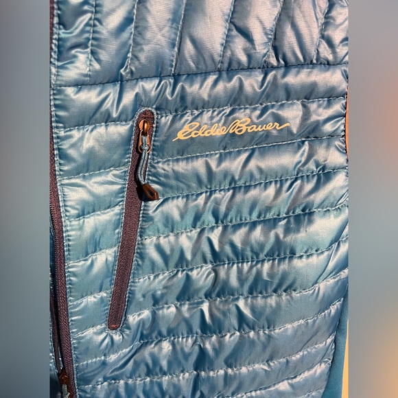 Eddie Bauer Men’s Down Vest - First Ascent 800 fill - Athletic Thermal Vest - Picture 11 of 12